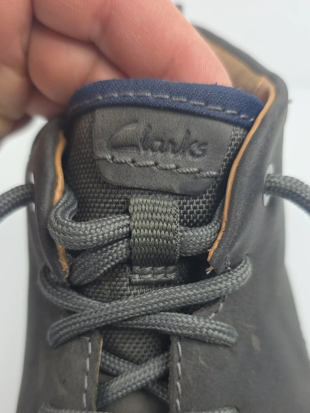 Clarks Edgewick Gray Suede Men's Casual Boots Size 9.5